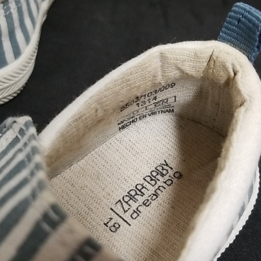 Zara Baby Velcro Slip On Sneakers 18 mo - Picture 4 of 5